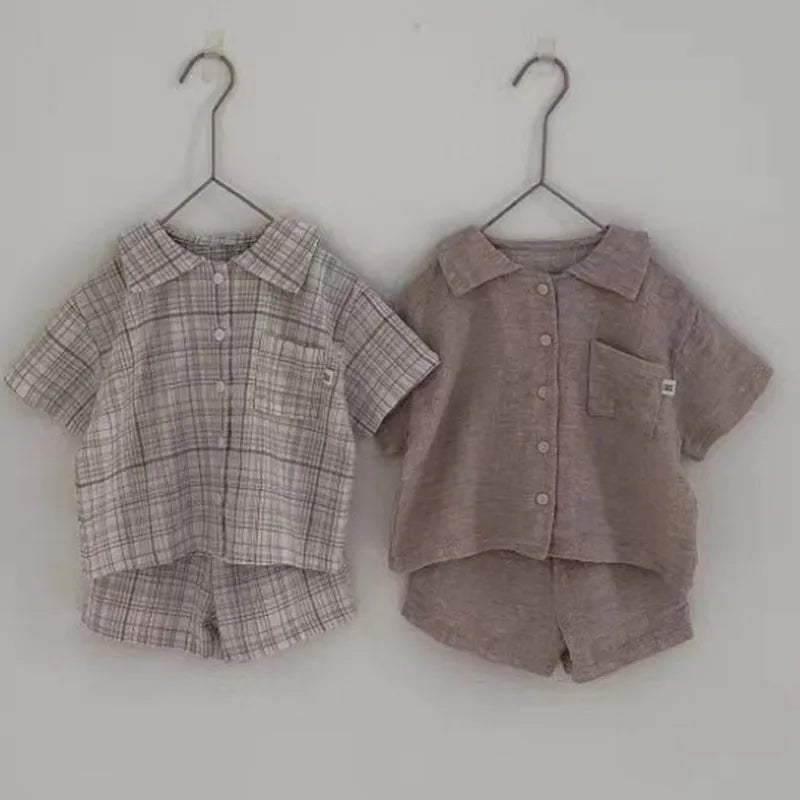 -キッズセットアップ 2点セット 半袖シャツ+ショートパンツ レトロ 無地/チェック 2カラー【mh0005461】 - mamahalo shop - 半袖セットアップ -  べビー服 - 子供服 - 男の子 - 女の子