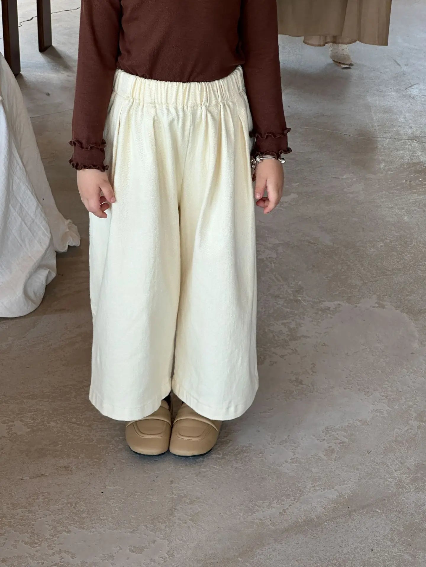 -キッズパンツ シンプルベーシックロングルーズパンツ 4カラー【mh0007155】 - mamahalo shop - ロングパンツ・スウェットパンツ -  べビー服 - 子供服 - 男の子 - 女の子