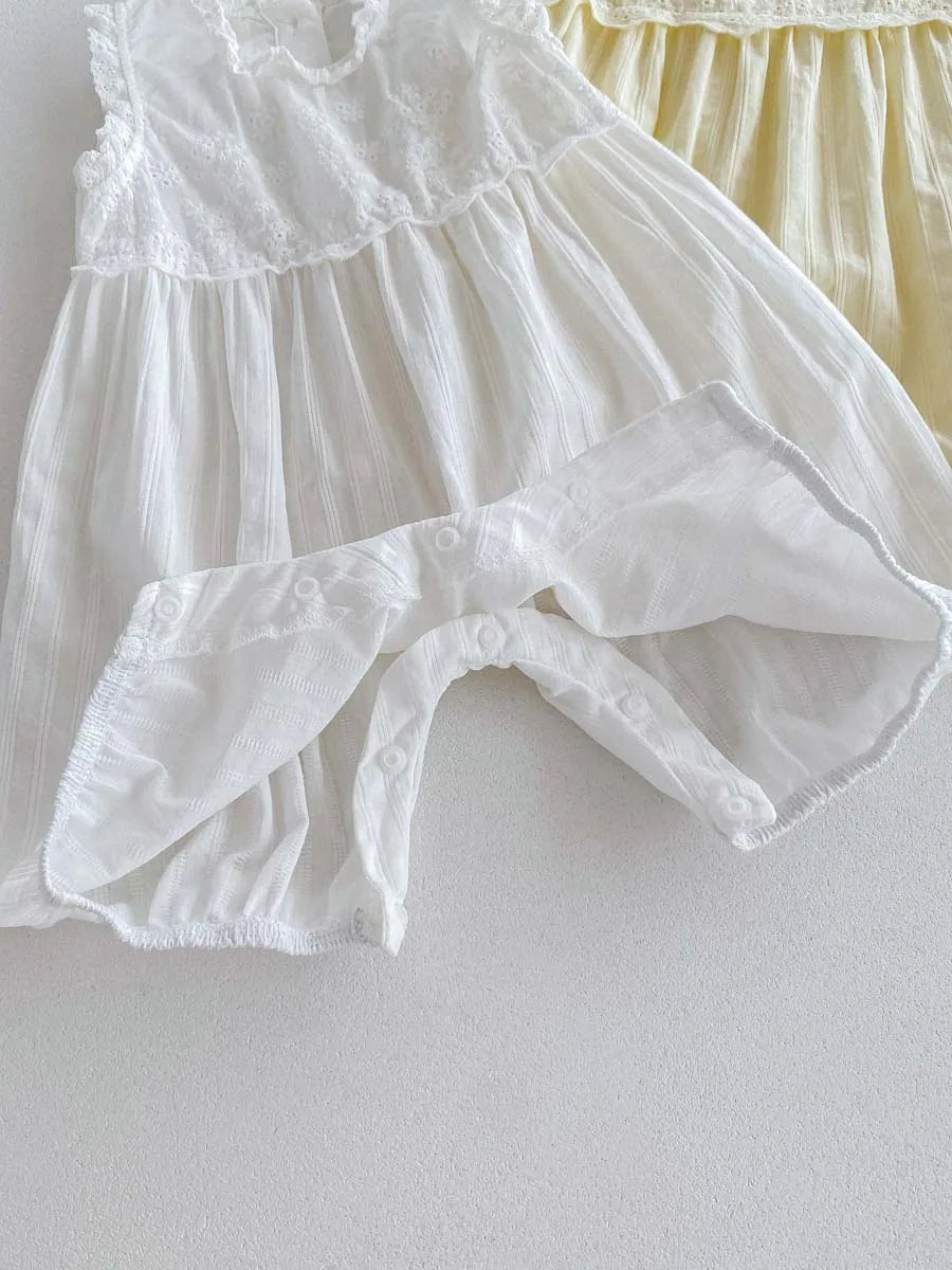 -ベビーロンパース ノースリーブジャンプスーツ レースフリル 2カラー【mh0006065】 - mamahalo shop - ノースリーブジャンプスーツ -  べビー服 - 子供服 - 男の子 - 女の子