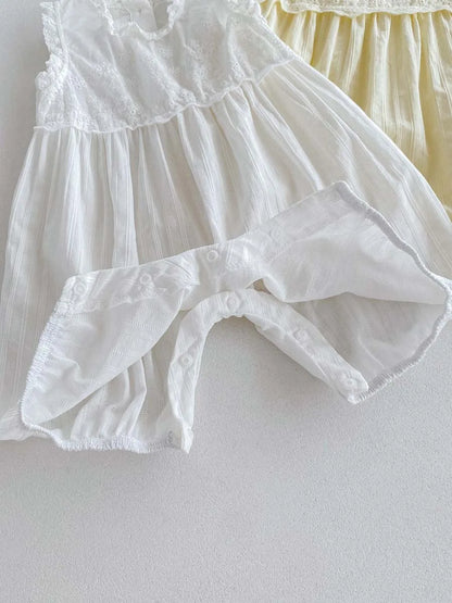 -ベビーロンパース ノースリーブジャンプスーツ レースフリル 2カラー【mh0006065】 - mamahalo shop - ノースリーブジャンプスーツ -  べビー服 - 子供服 - 男の子 - 女の子