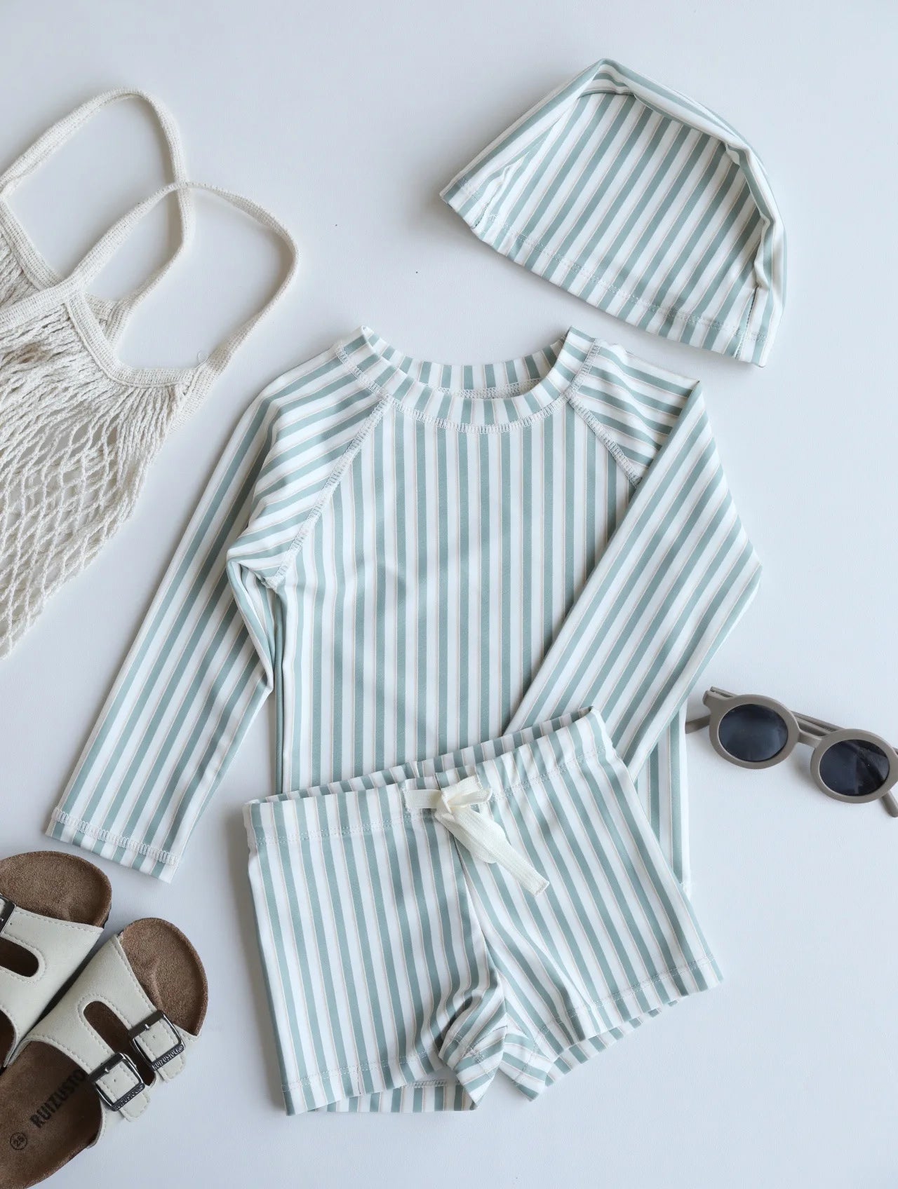 -キッズ水着 セパレートセット 長袖トップス+ショートパンツ ボーイズ ラッシュガード スイムウェア【mh0006163】 - mamahalo shop - ベビー用水着 -  べビー服 - 子供服 - 男の子 - 女の子