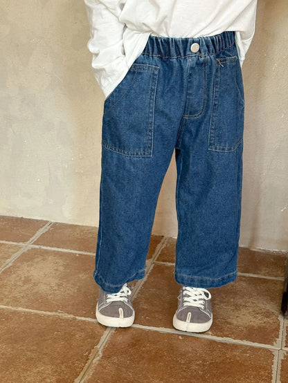 -キッズパンツ デニムパンツ ストレートジーンズ シンプルベーシック ジーパン 2カラー【mh0006156】 - mamahalo shop - デニムパンツ -  べビー服 - 子供服 - 男の子 - 女の子