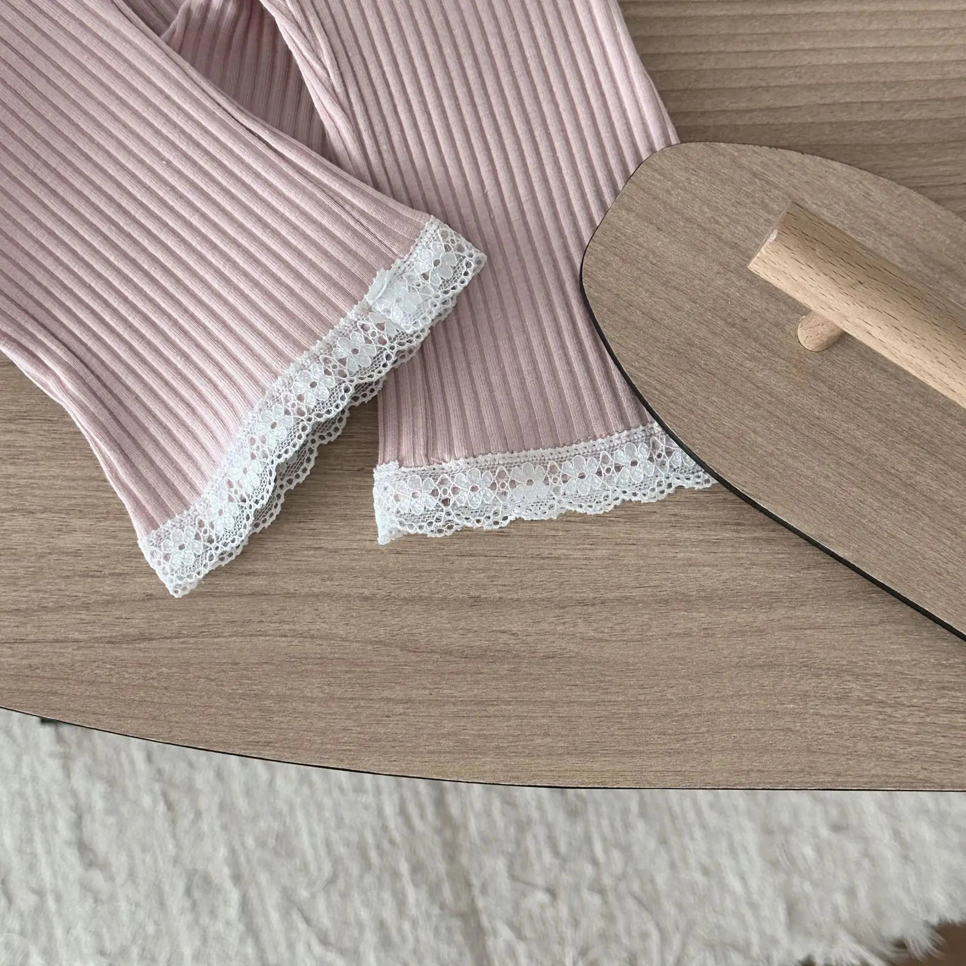 -ベビーパンツ レギンスパンツ 裾レース シンプルベーシック 2カラー【mh0006400】 - mamahalo shop - レギンスパンツ -  べビー服 - 子供服 - 男の子 - 女の子