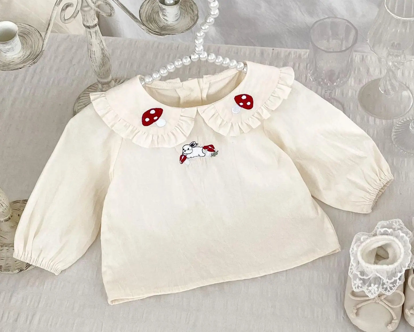 -ベビートップス 長袖ビッグ襟ブラウス きのこうさぎ刺繍【mh0006397】 - mamahalo shop - 長袖シャツ・ブラウス -  べビー服 - 子供服 - 男の子 - 女の子