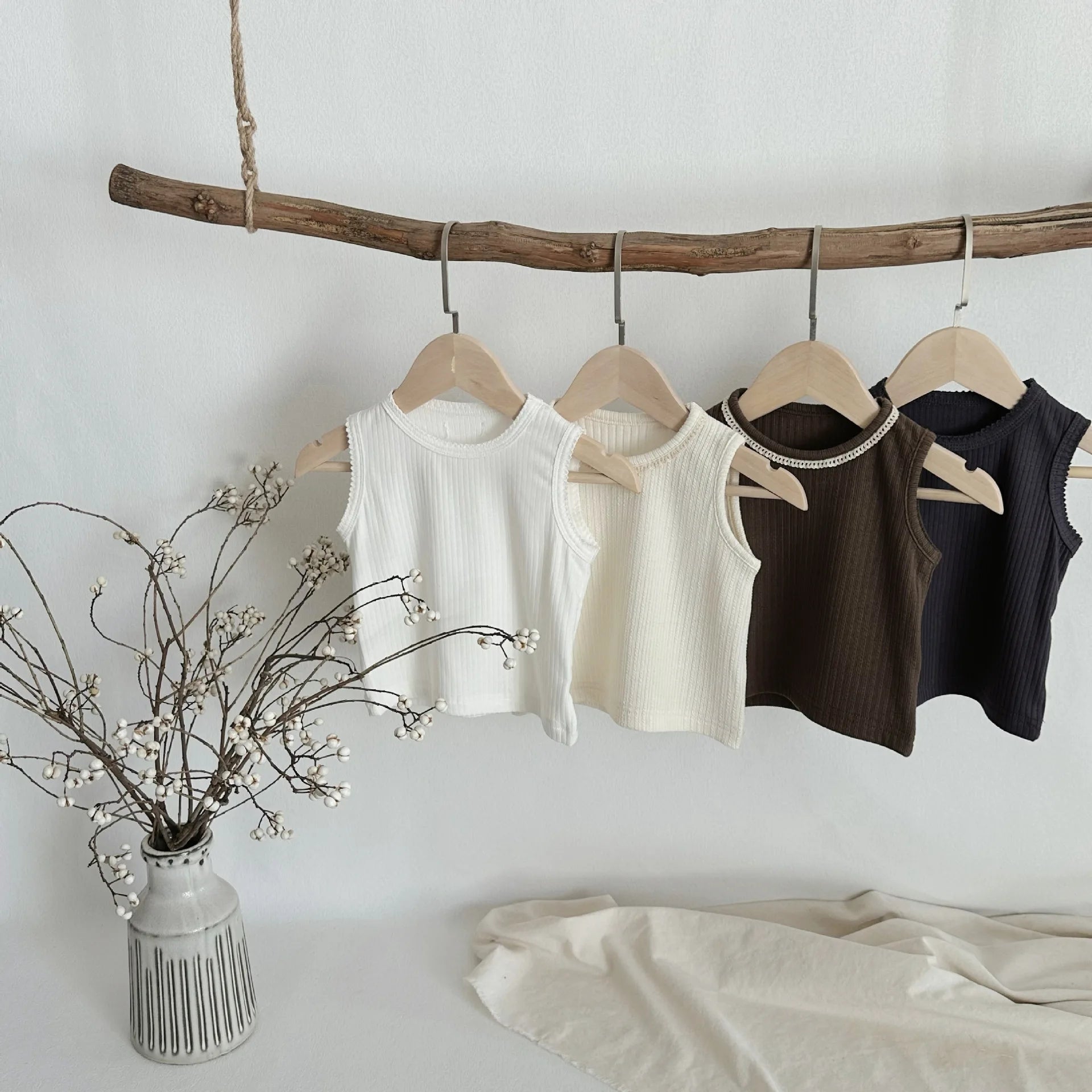 -ベビートップス リブタンクトップ ノースリーブTシャツ シンプルベーシック 4カラー【mh0005464】 - mamahalo shop - タンクトップ・キャミソール・ノースリーブトップス -  べビー服 - 子供服 - 男の子 - 女の子