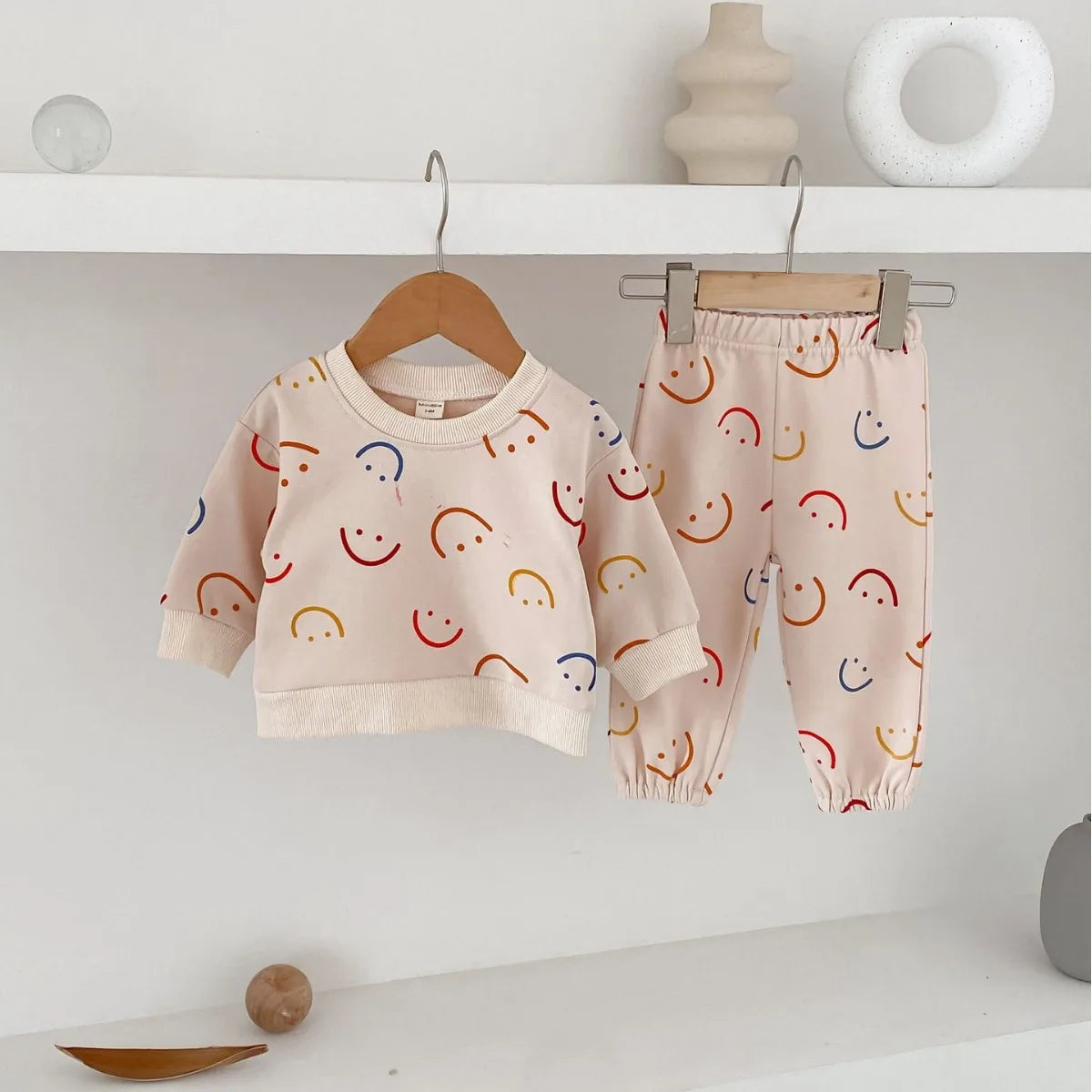 -ベビーキッズセットアップ 2点セット スウェットシャツ パンツ カラフルスマイルプリント - mamahalo shop - 長袖セットアップ -  べビー服 - 子供服 - 男の子 - 女の子