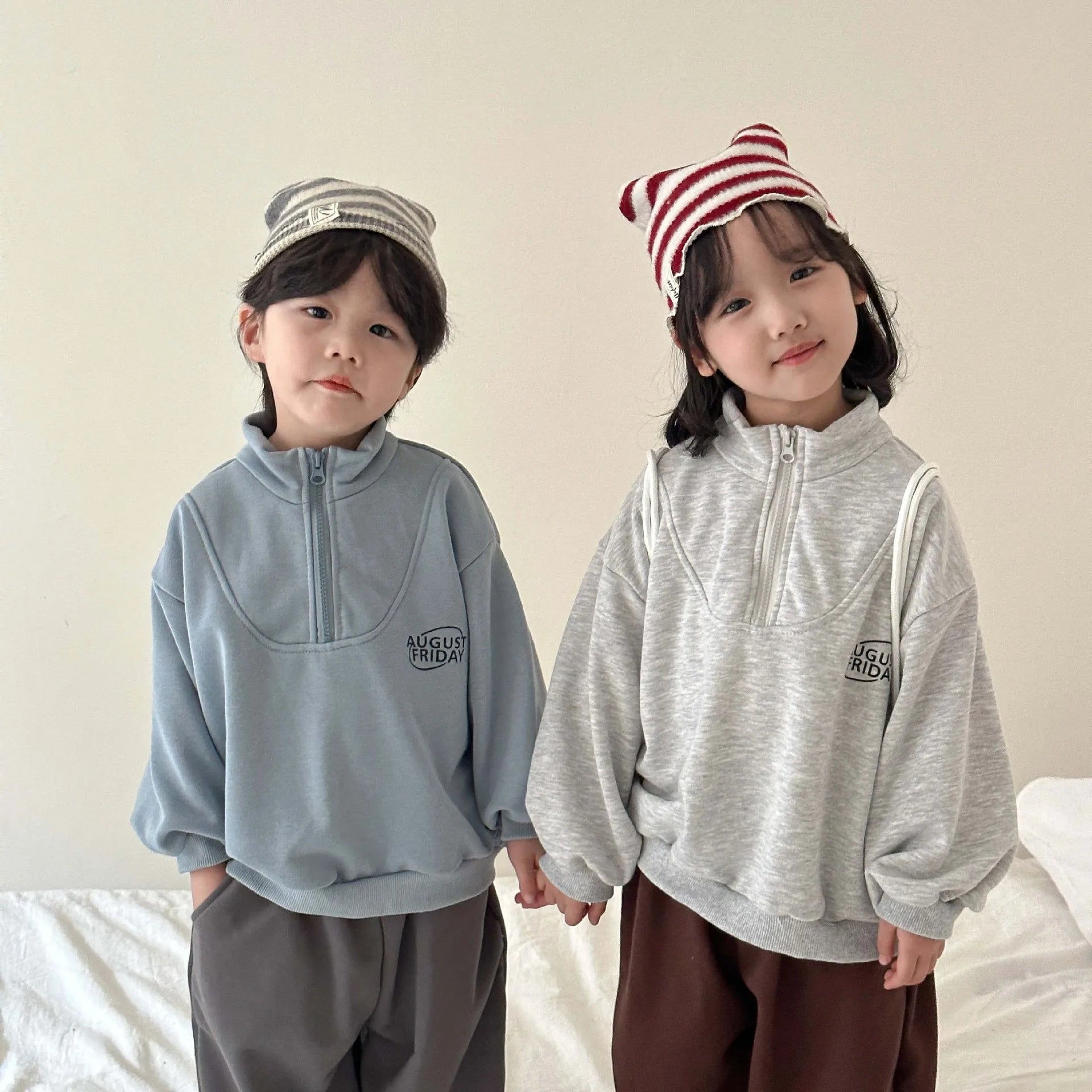 -キッズトップス ハーフジップ スウェットシャツ レターロゴ刺繍 2カラー - mamahalo shop - トレーナー・フーディ -  べビー服 - 子供服 - 男の子 - 女の子