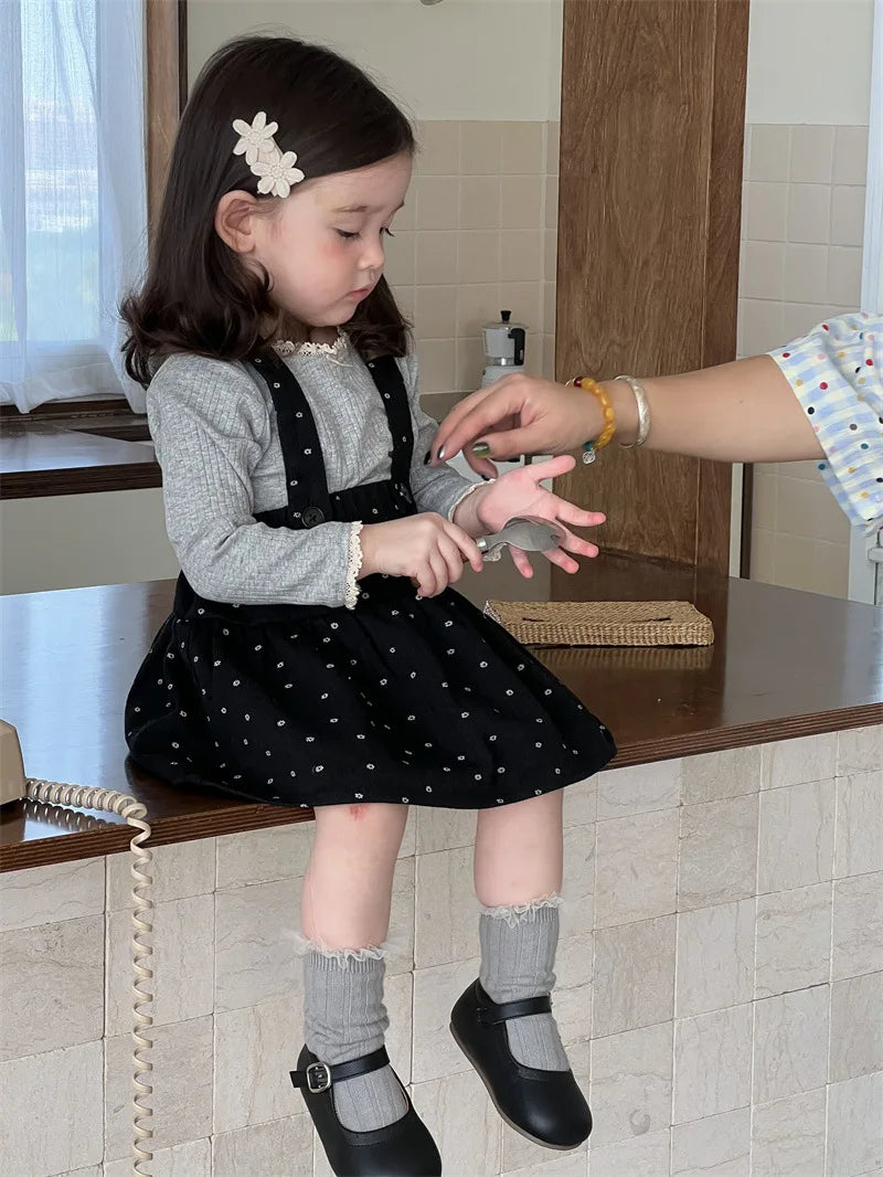 -キッズトップス/スカート レース縁取り長袖カットソーTシャツ/サスペンダースカート - mamahalo shop - 長袖セットアップ -  べビー服 - 子供服 - 男の子 - 女の子