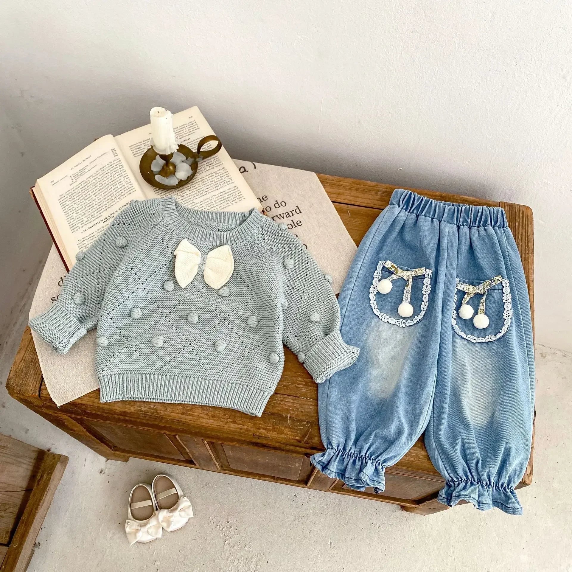 -ベビーキッズ リボンぽんぽんニットセーター ブルー - mamahalo shop - ニット・セーター -  べビー服 - 子供服 - 男の子 - 女の子