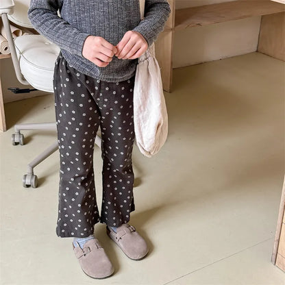 -キッズパンツ フラワープリントフレアブーツカットパンツ 2カラー - mamahalo shop - ロングパンツ・スウェットパンツ -  べビー服 - 子供服 - 男の子 - 女の子