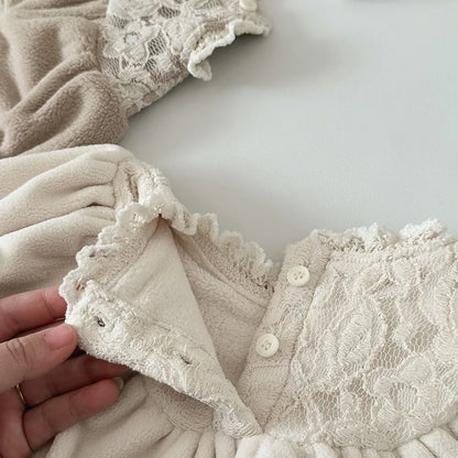 -ベビーロンパース フリース 刺繍レース 長袖ボディスーツ お出かけ 2カラー - mamahalo shop - 長袖ロンパース -  べビー服 - 子供服 - 男の子 - 女の子