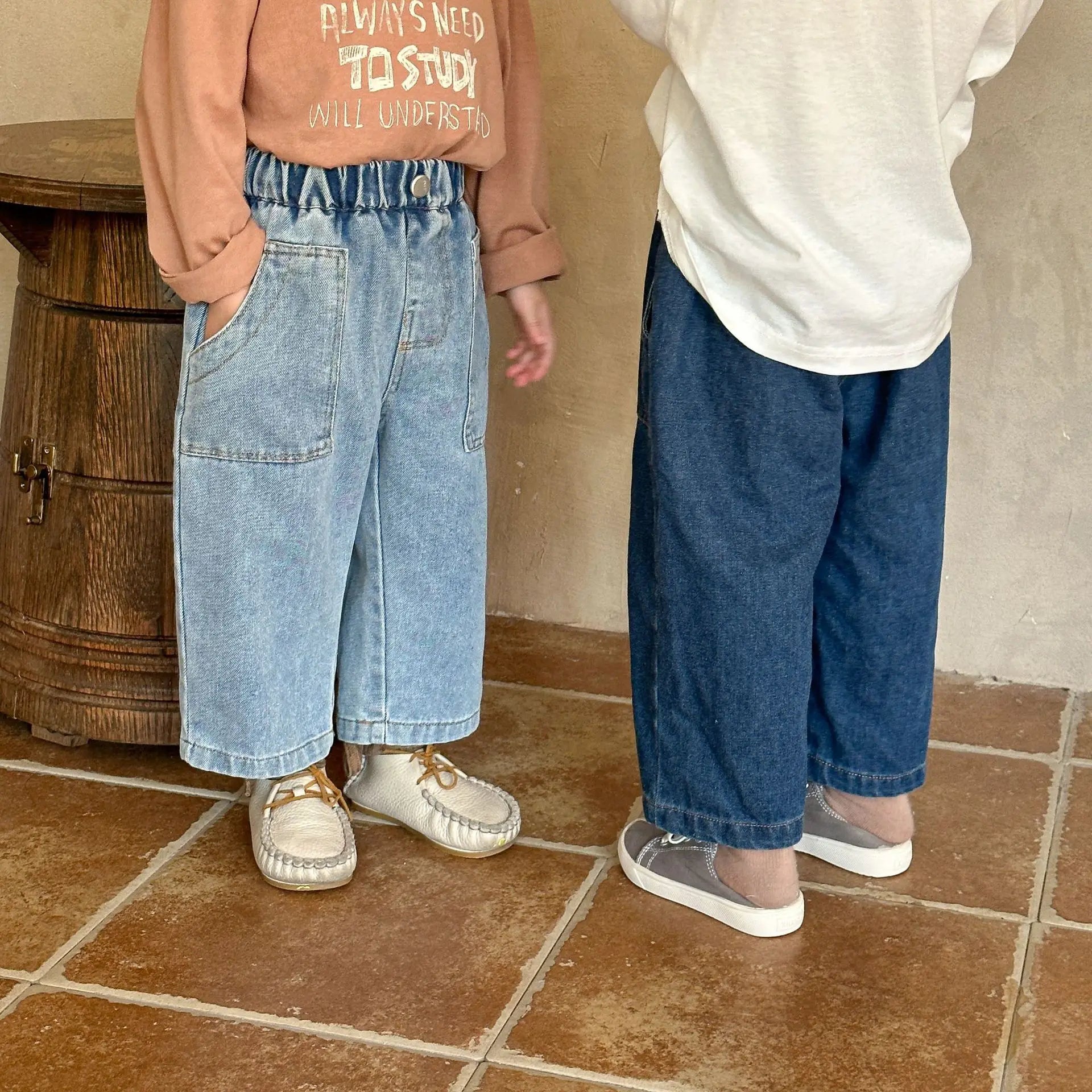 -キッズパンツ デニムルーズワイドパンツ シンプルベーシックジーンズ 2カラー - mamahalo shop - デニムパンツ -  べビー服 - 子供服 - 男の子 - 女の子