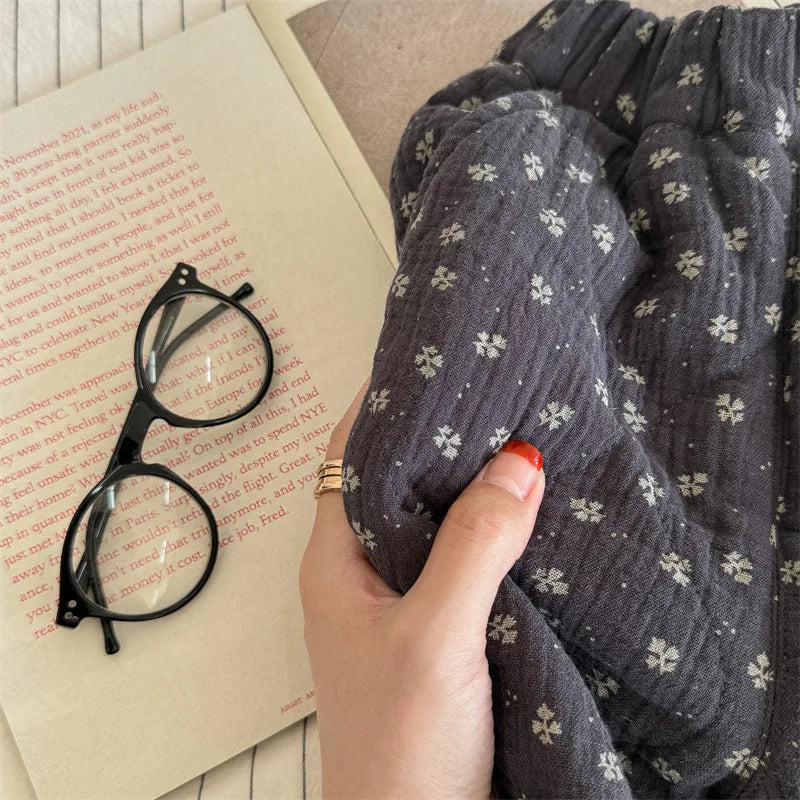 -キッズパンツ フラワープリントキルティング厚手防寒パンツ 2カラー - mamahalo shop - ロングパンツ・スウェットパンツ -  べビー服 - 子供服 - 男の子 - 女の子