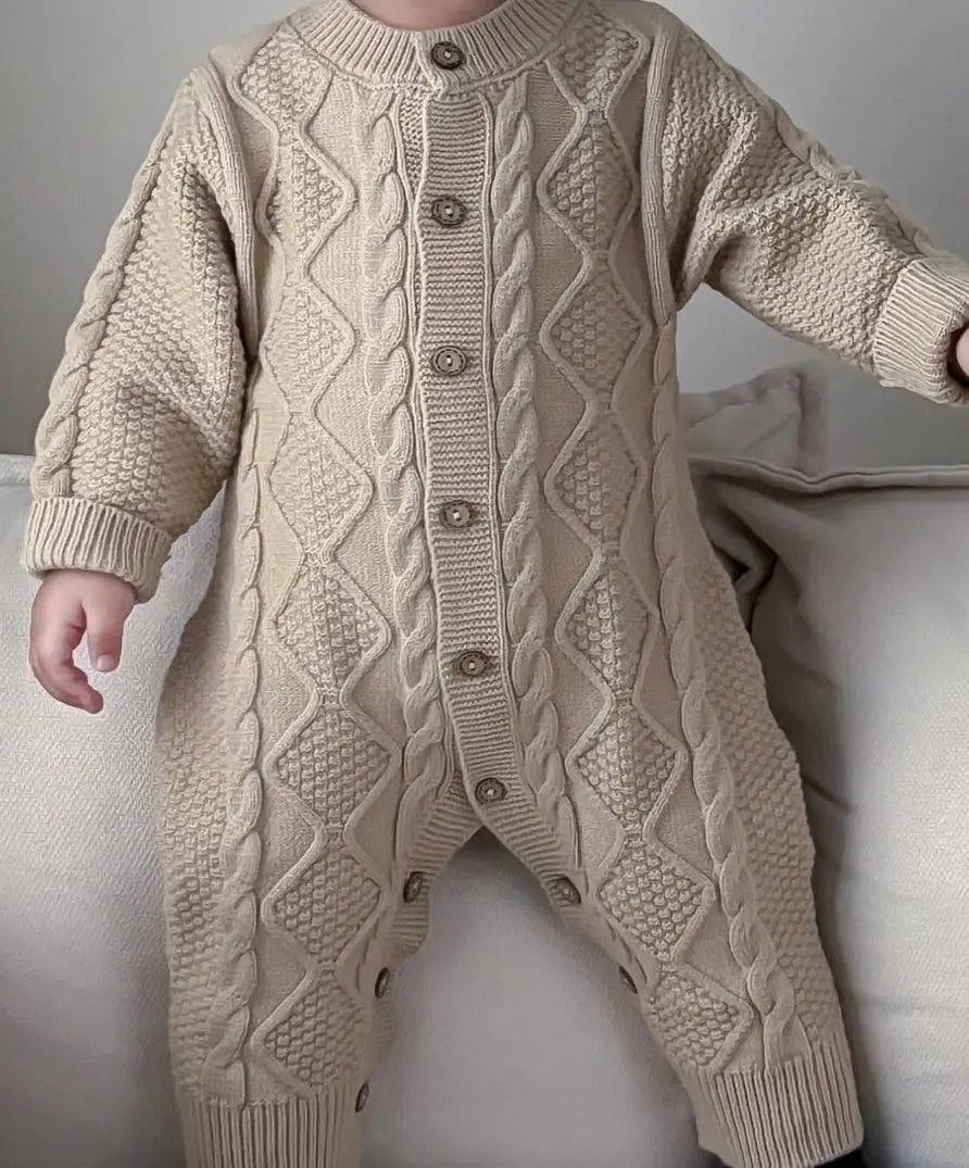 -ベビーロンパース 長袖ニットジャンプスーツ アランニットケーブル編み ホワイト/カーキ/2カラー【mh0004410】 - mamahalo shop - 長袖ロンパース -  べビー服 - 子供服 - 男の子 - 女の子