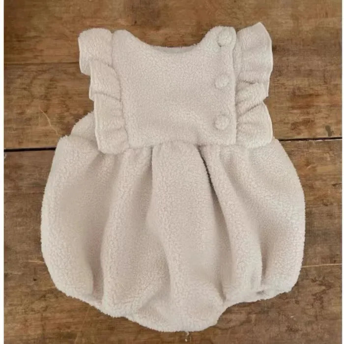 -ベビーロンパース ノースリーブロンパース フリース フリルショルダー 2カラー - mamahalo shop - ノースリーブロンパース -  べビー服 - 子供服 - 男の子 - 女の子