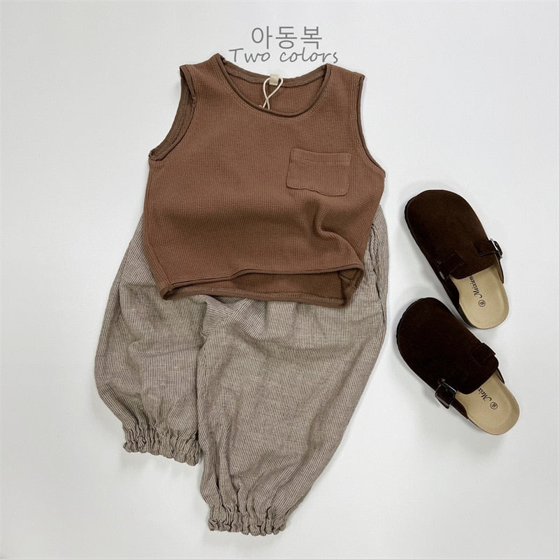 -キッズ ワッフル ポケット タンクトップ ノースリーブ Tシャツ ベージュ コーヒーブラウン ボーイズ【mh0002232】 - mamahalo shop - タンクトップ・キャミソール・ノースリーブトップス -  べビー服 - 子供服 - 男の子 - 女の子