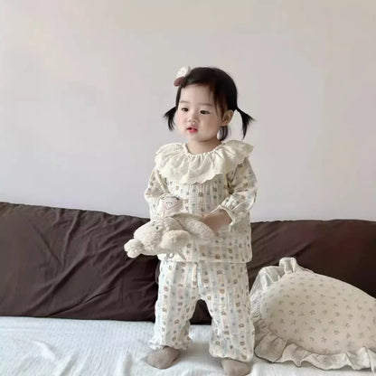 -ベビーセットアップ ハート/フラワープリントラッフル襟長袖シャツ+ロングパンツ 3カラー - mamahalo shop - 長袖セットアップ -  べビー服 - 子供服 - 男の子 - 女の子