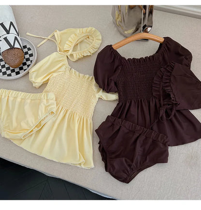 -キッズ水着 帽子セット セパレート ビキニ 半袖パフスリーブチュニック ブルマ フリル帽子 スイムウェア 2カラー【mh0005117】 - mamahalo shop - ベビー用水着 -  べビー服 - 子供服 - 男の子 - 女の子