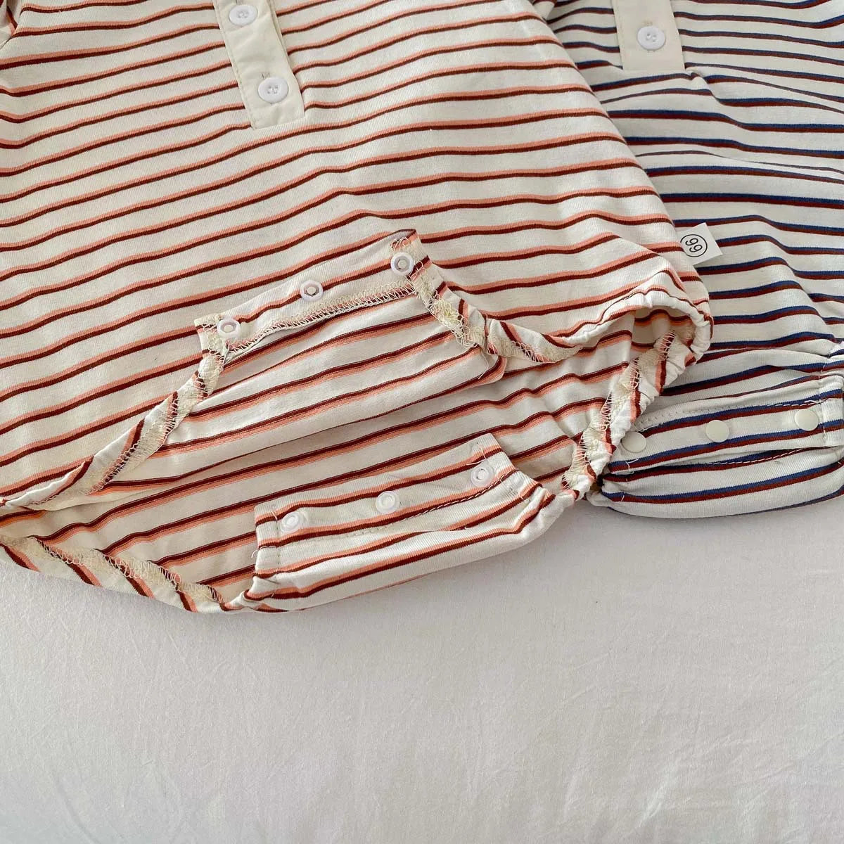 -ベビーロンパース 半袖ポロシャツボディスーツ ボーダー柄 2カラー【mh0004538】 - mamahalo shop - 半袖ロンパース -  べビー服 - 子供服 - 男の子 - 女の子