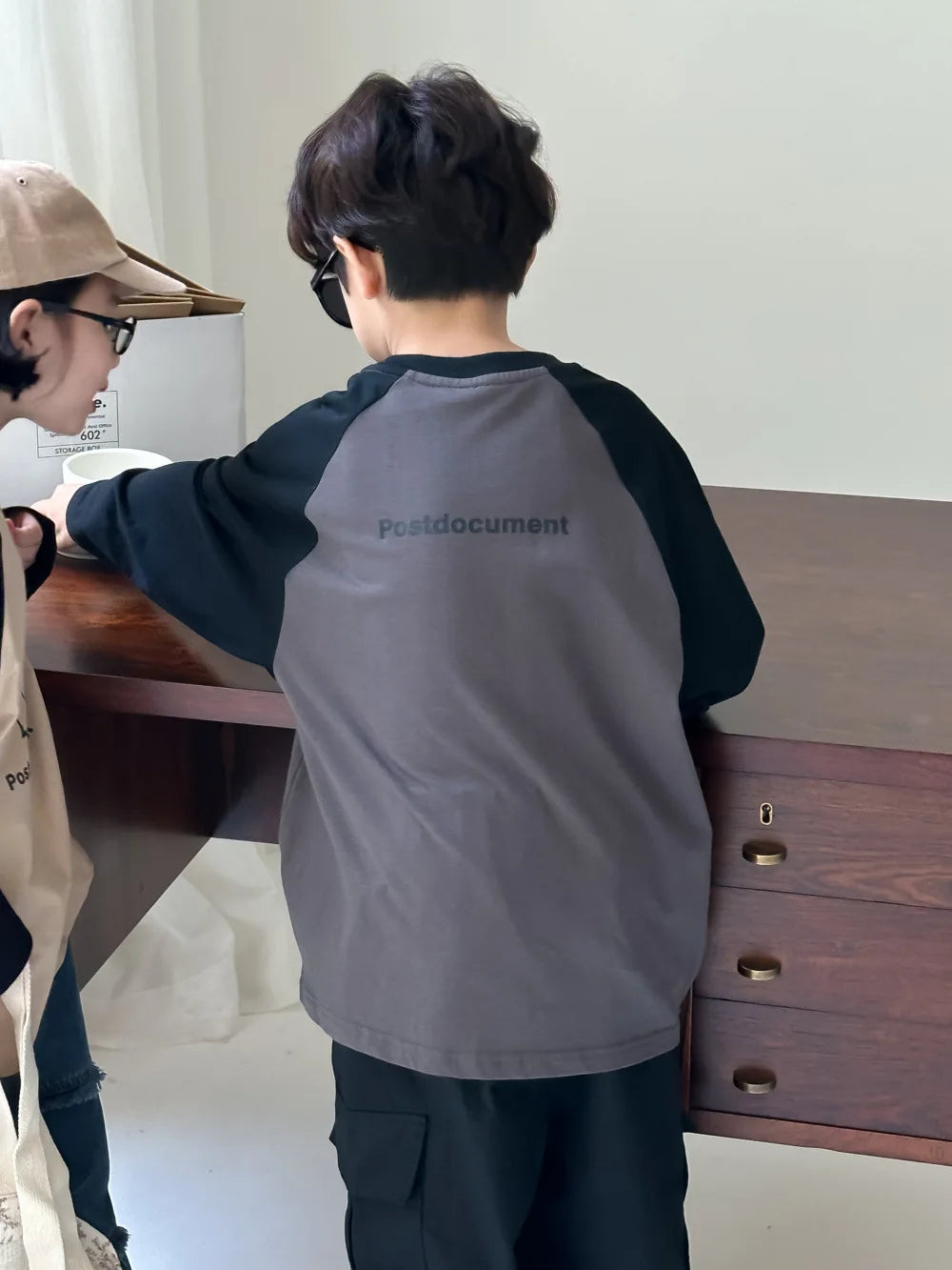 -キッズトップス パッチワークラグランスリーブプリント柄長袖Tシャツ 2カラー - mamahalo shop - 長袖Tシャツ -  べビー服 - 子供服 - 男の子 - 女の子