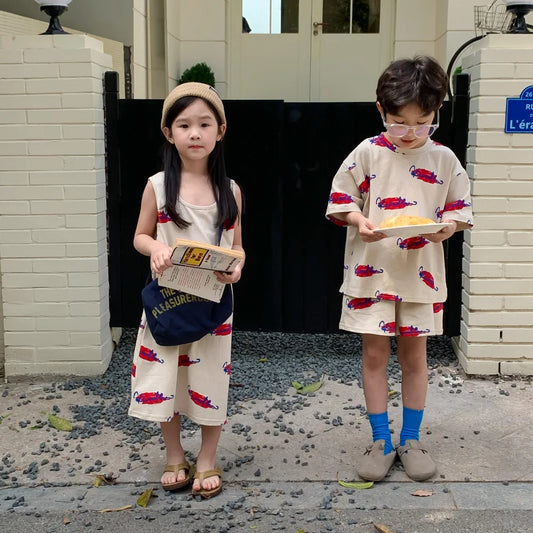 -キッズセットアップ 2点セット/ワンピース ボーイズ半袖Tシャツ+ショートパンツ/ガールズノースリーブワンピース レターロゴプリント 2カラー リンクコーデ 兄弟姉妹 お揃いコーデ - mamahalo shop - 半袖セットアップ -  べビー服 - 子供服 - 男の子 - 女の子