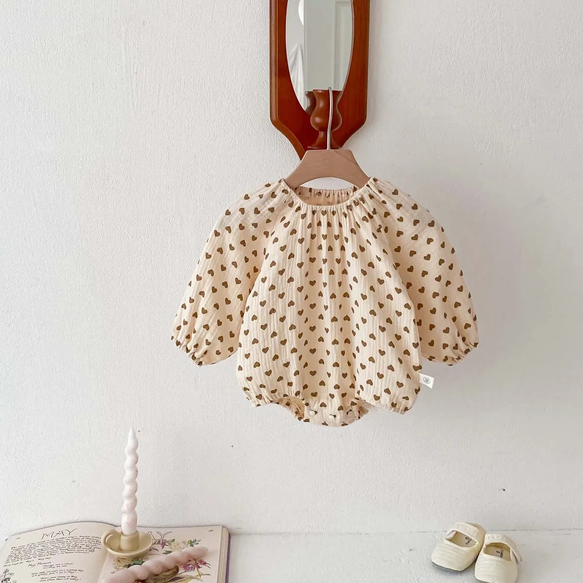 -☺︎  ベビーロンパース 長袖ルーズボディスーツ ハート チェックプリント柄 - mamahalo shop - 長袖ロンパース -  べビー服 - 子供服 - 男の子 - 女の子