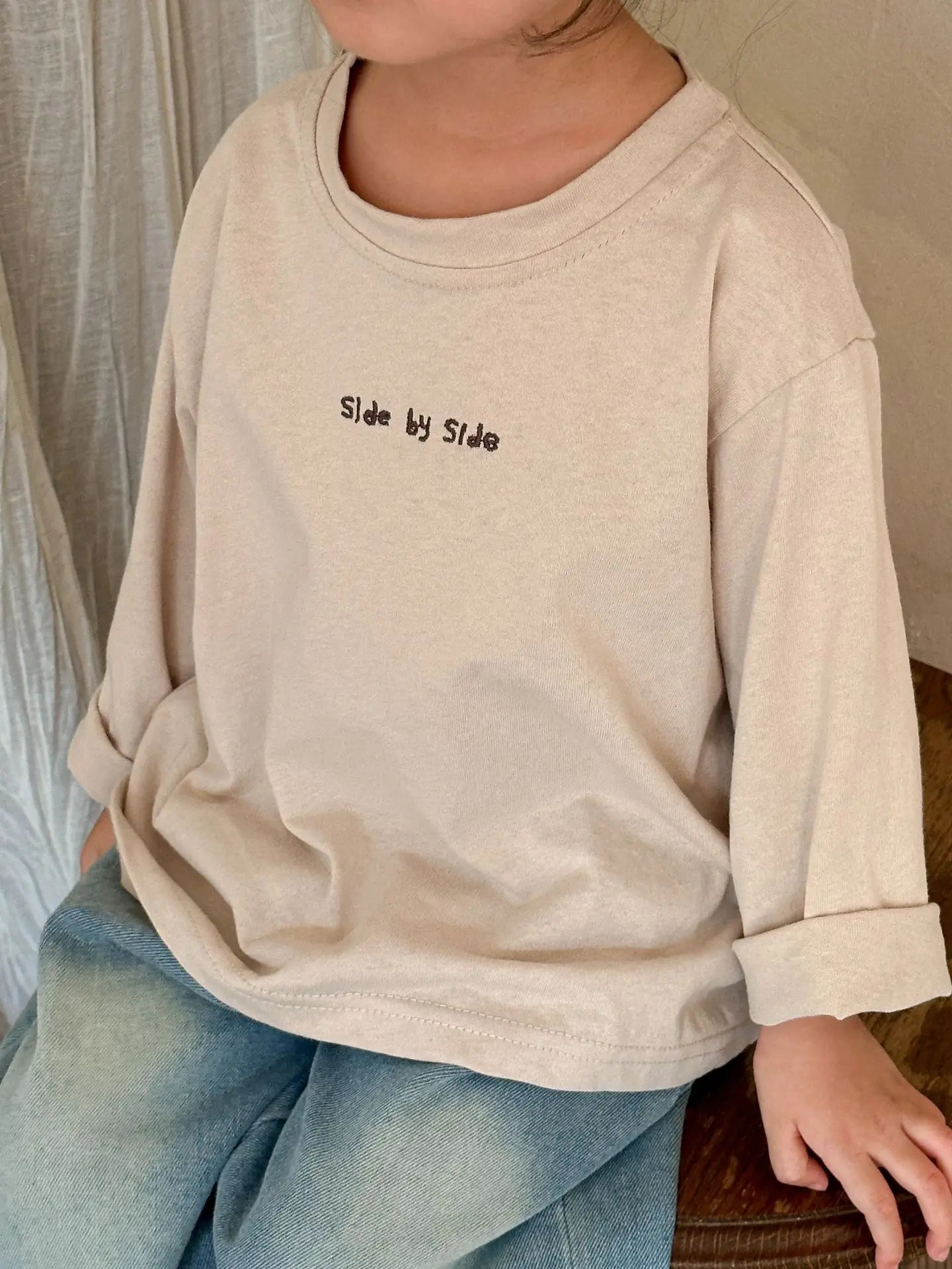 -キッズトップス 長袖Tシャツ レターロゴ刺繍ワンポイント 2カラー【mh0006159】 - mamahalo shop - 長袖Tシャツ -  べビー服 - 子供服 - 男の子 - 女の子