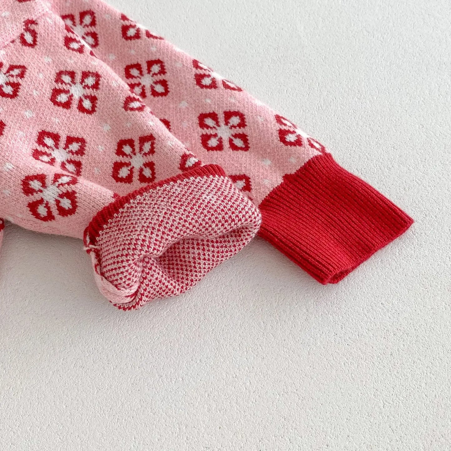 -ベビーセットアップ 2点セット レトロフラワーカーディガン+サスペンダーロンパース ピンクレッド - mamahalo shop - ロンパースセットアップ -  べビー服 - 子供服 - 男の子 - 女の子