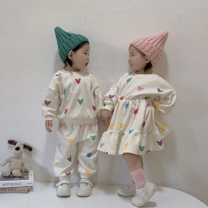 -キッズセットアップ 2点セット 長袖スウェットシャツ ロングパンツ 長袖ワンピース カラフルミッキーバルーンプリント リンクコーデ  姉妹兄弟 お揃いコーデ【mh0003844】 - mamahalo shop - 長袖セットアップ -  べビー服 - 子供服 - 男の子 - 女の子