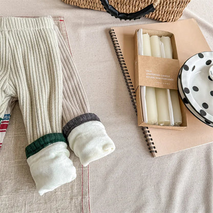 -キッズレギンスパンツ レターロゴパッチワーク 切り替えレギンス 裏フリース 2カラー ユニセックス 男の子 女の子 子供服 - mamahalo shop - レギンスパンツ -  べビー服 - 子供服 - 男の子 - 女の子