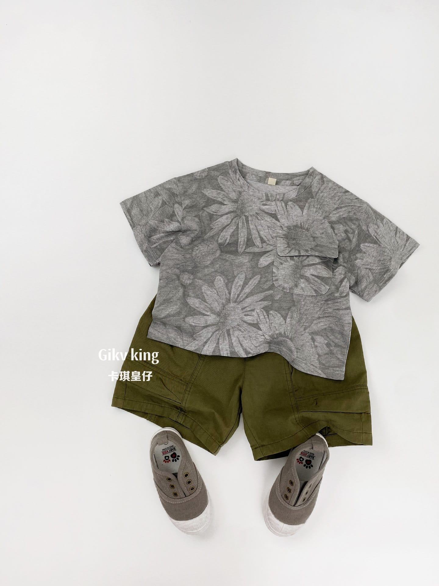 Abstract Daisy Print Tee マーガレット 半袖Tシャツ【mh0013484】 Gikv king 半袖Tシャツ