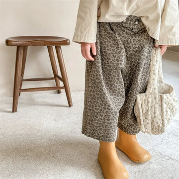 ロングパンツ・スウェットパンツ キッズパンツ フラワープリントワイドルーズクロップドパンツ 2カラー【mh0006870】