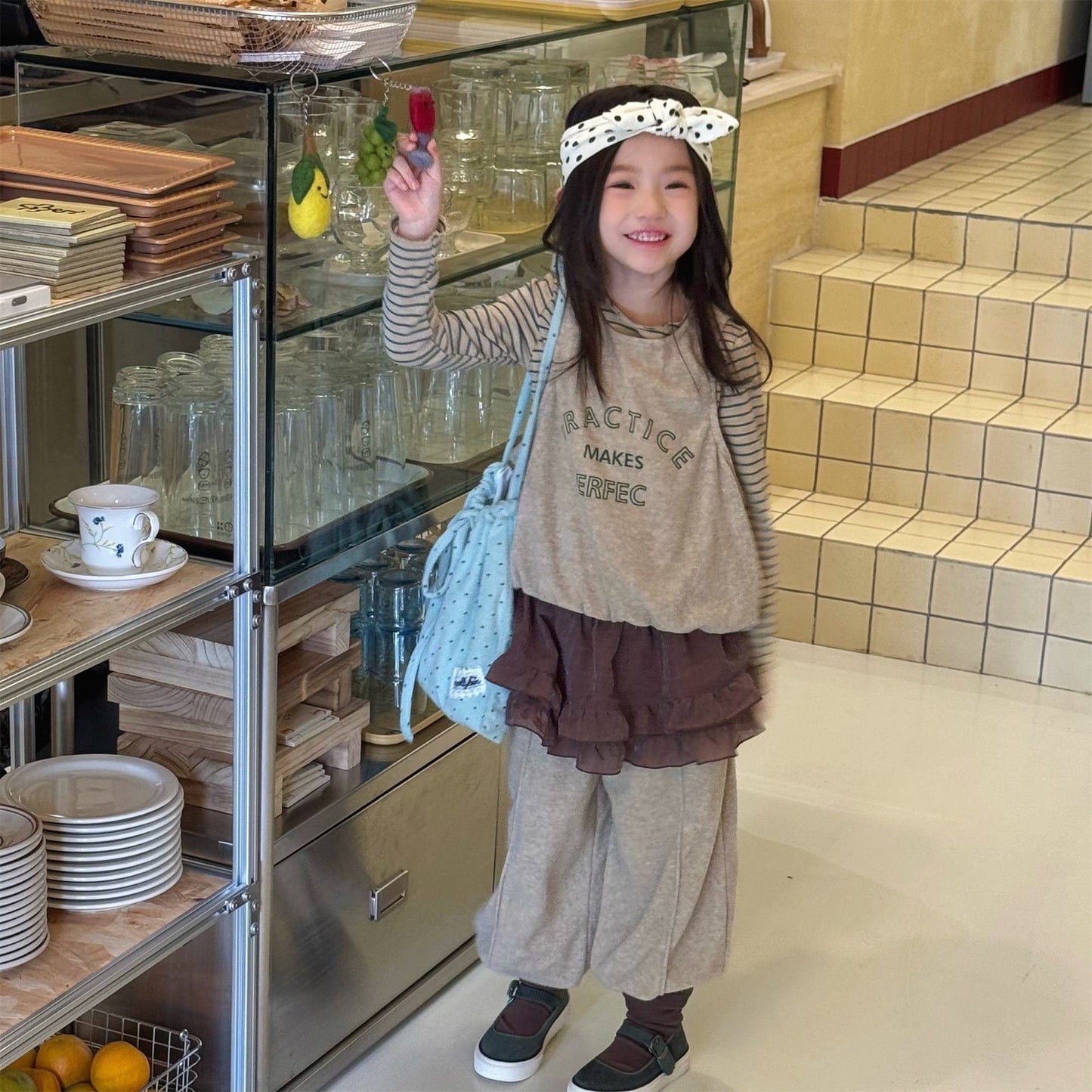 ノースリーブセットアップ ロゴ入りクロップドベスト+スウェットパンツセットアップ 2点セット【mh0010916】