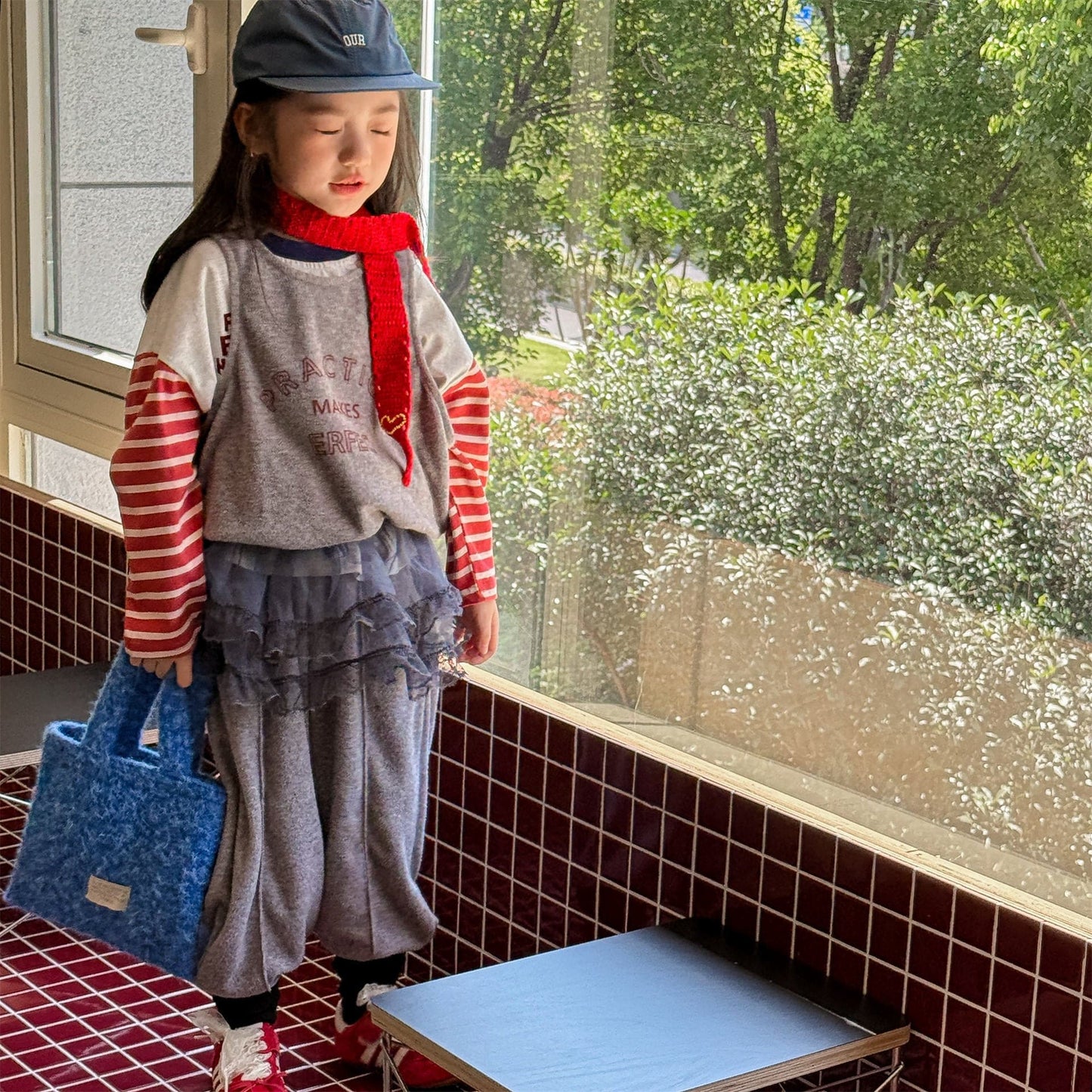 ノースリーブセットアップ ロゴ入りクロップドベスト+スウェットパンツセットアップ 2点セット【mh0010916】