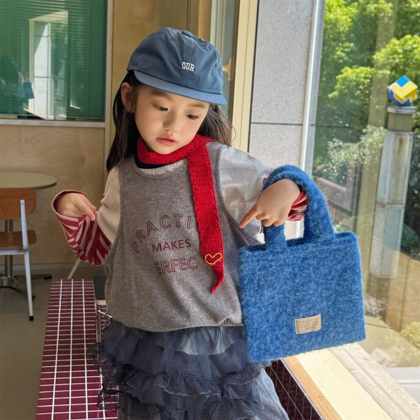 ノースリーブセットアップ ロゴ入りクロップドベスト+スウェットパンツセットアップ 2点セット【mh0010916】