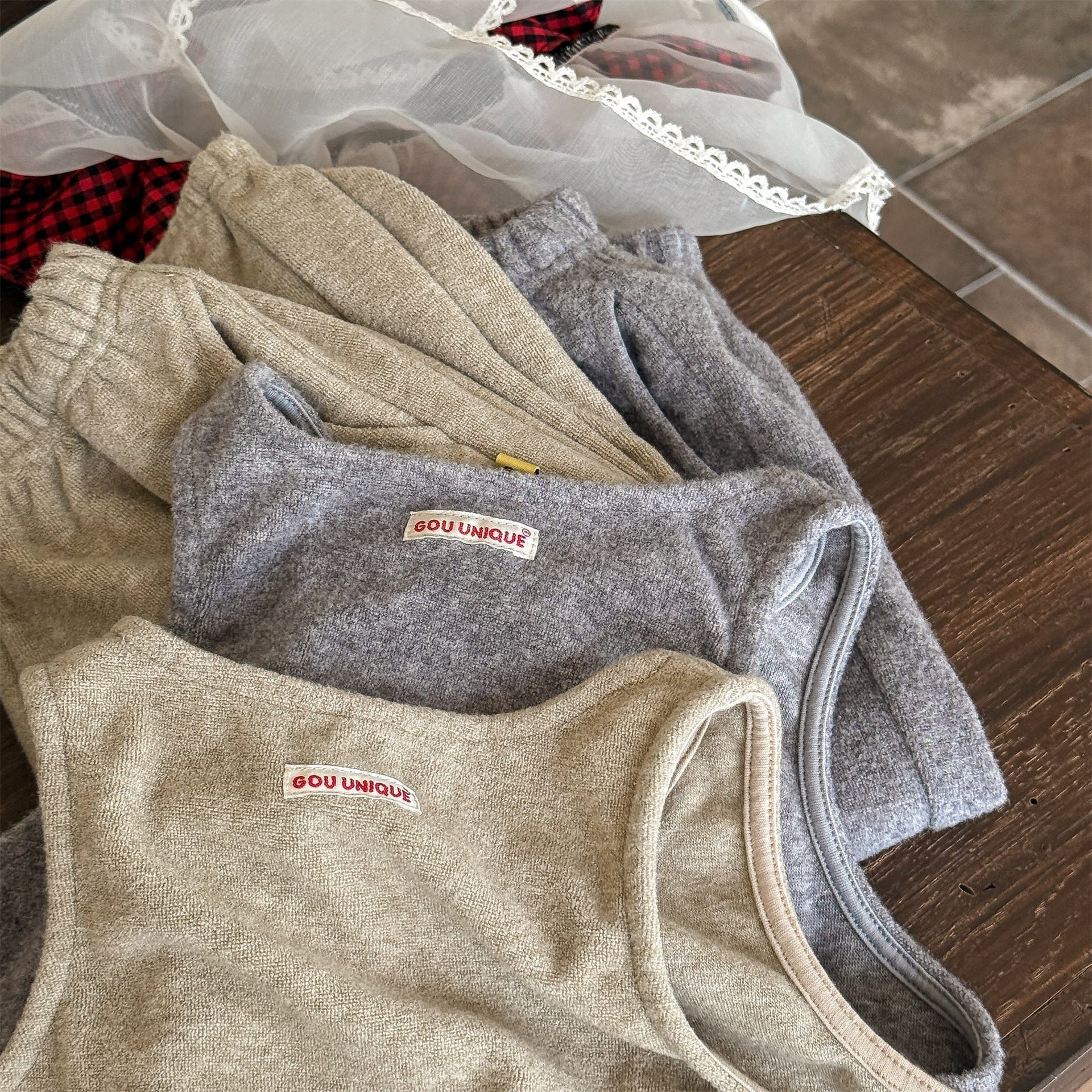 ノースリーブセットアップ ロゴ入りクロップドベスト+スウェットパンツセットアップ 2点セット【mh0010916】