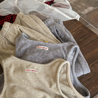 ノースリーブセットアップ ロゴ入りクロップドベスト+スウェットパンツセットアップ 2点セット【mh0010916】