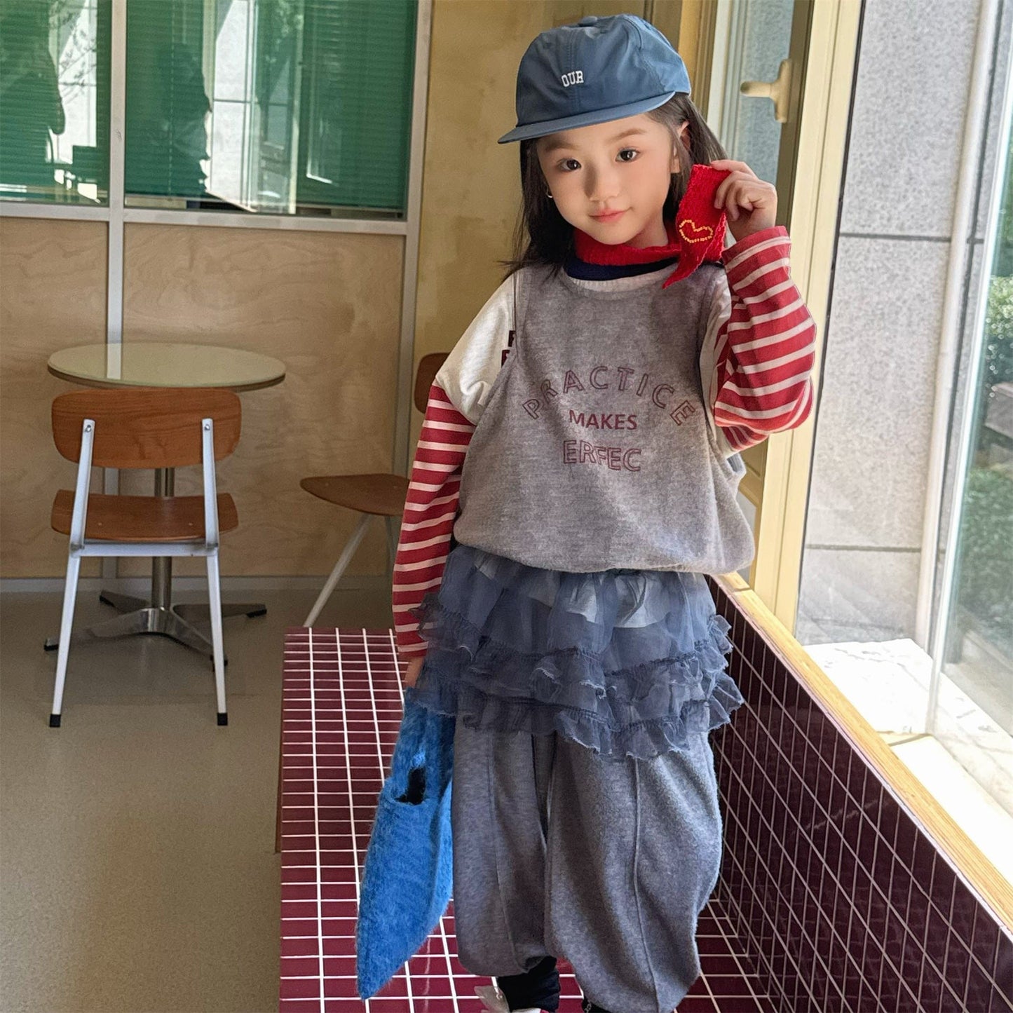 ノースリーブセットアップ ロゴ入りクロップドベスト+スウェットパンツセットアップ 2点セット【mh0010916】