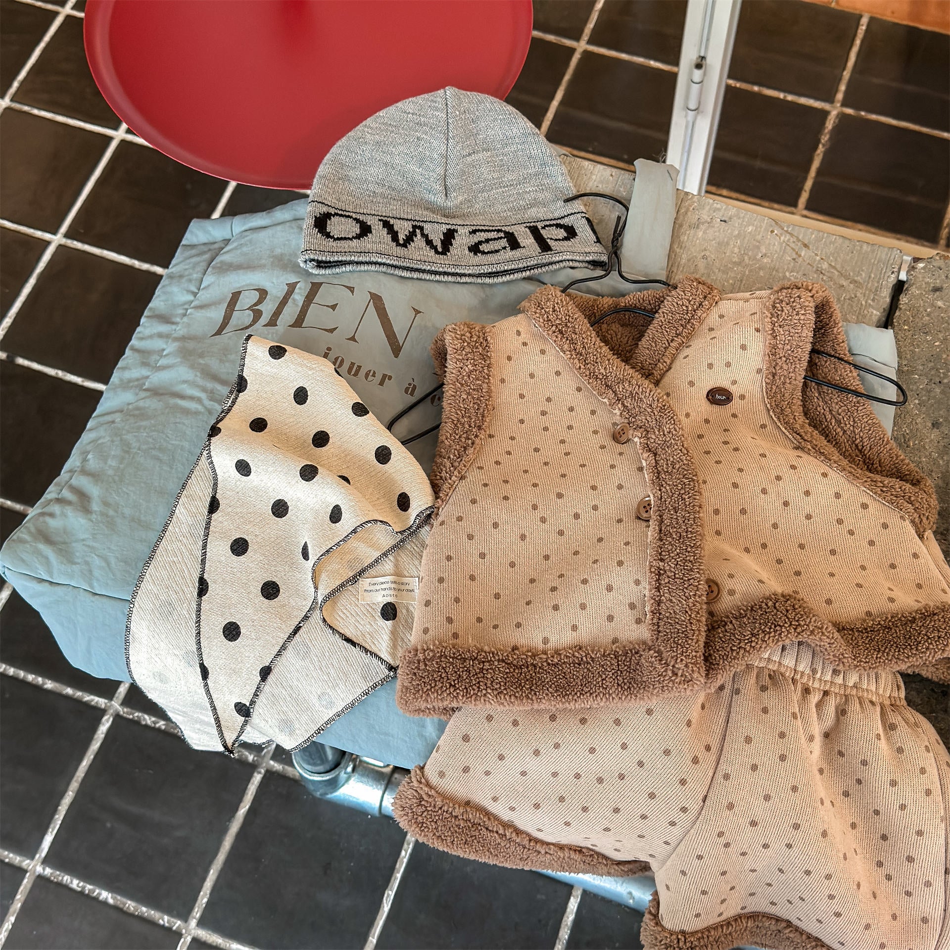 ノースリーブセットアップ 裏ボアセットアップ 2点セット ベスト+ショートパンツ【mh0011906】