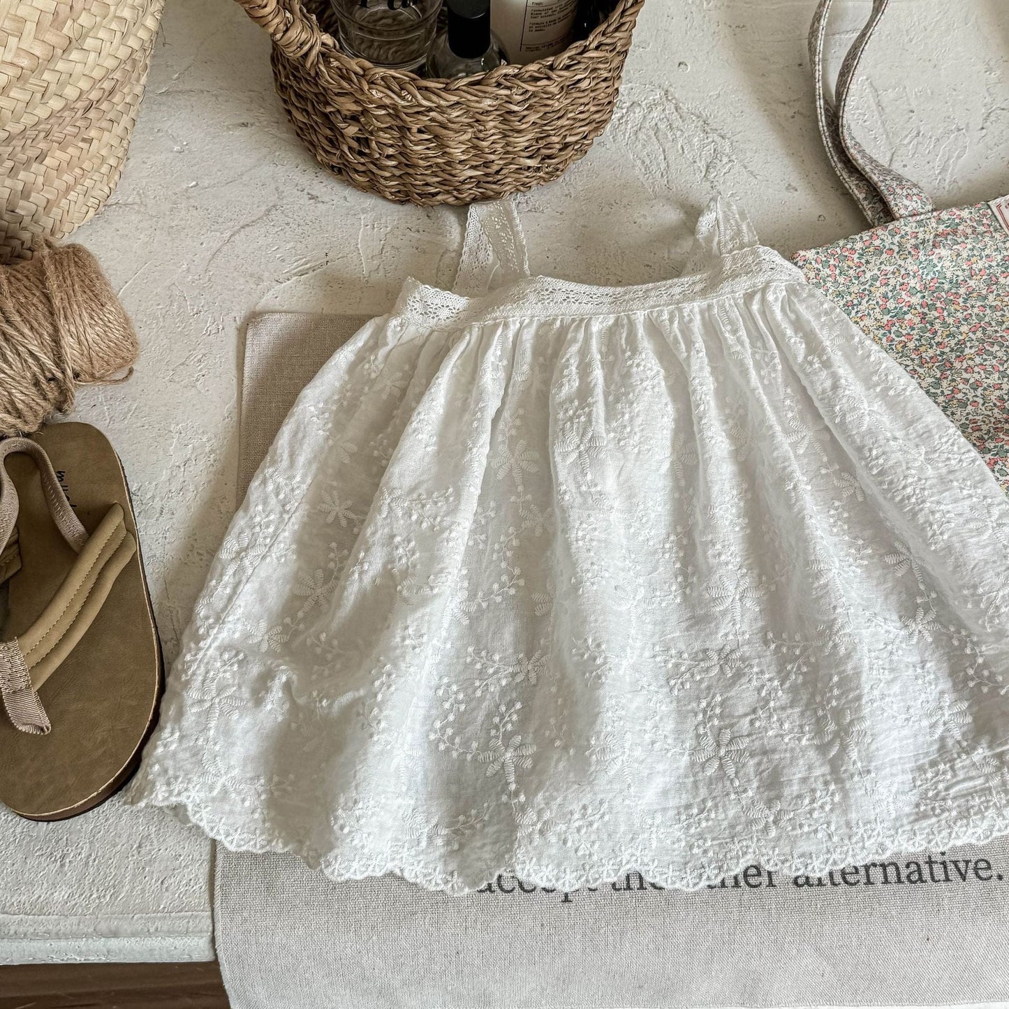 タンクトップ・キャミソール・ノースリーブトップス Beige / 80cm 裾レースキャミソールチュニックブラウス【mh0009396】