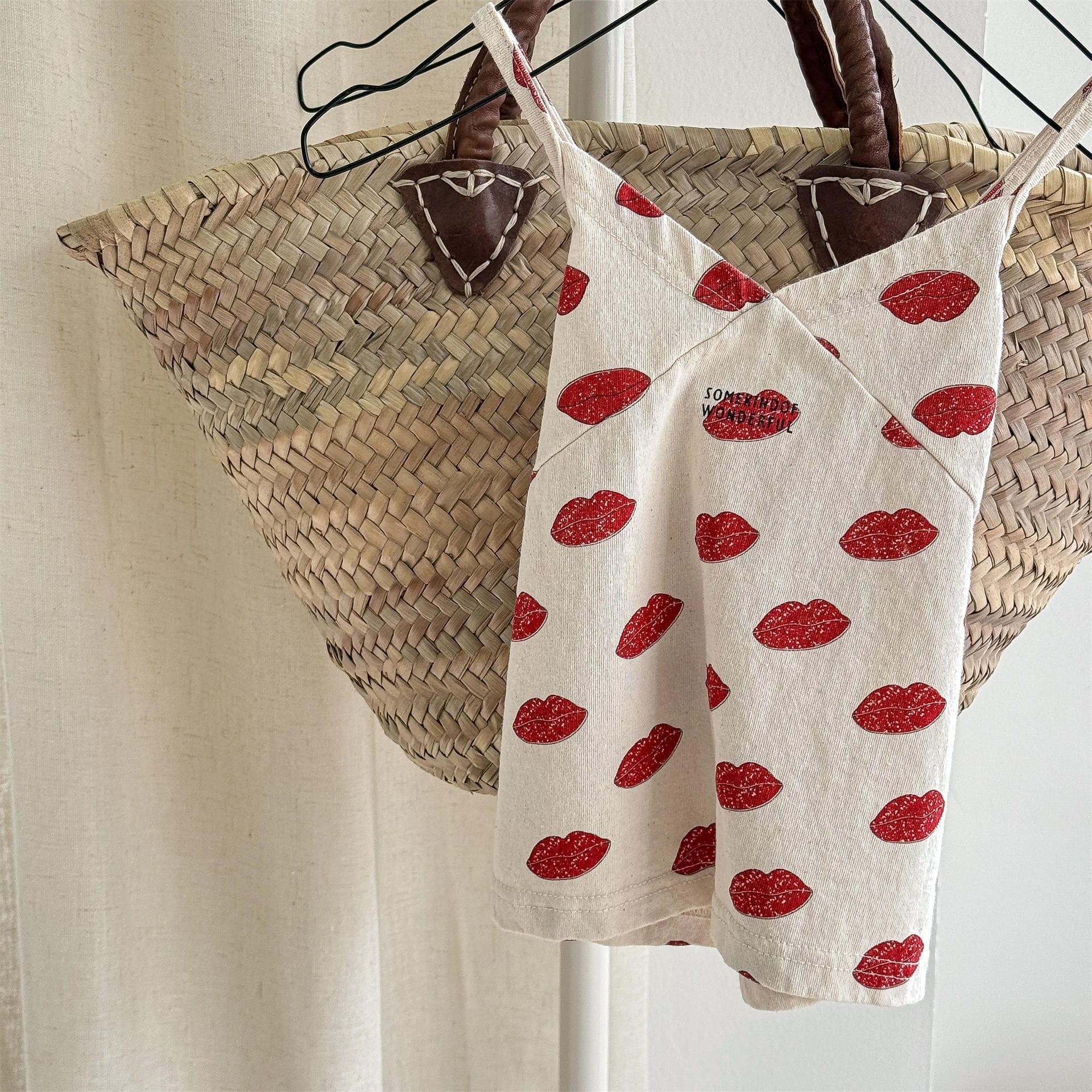 タンクトップ・キャミソール・ノースリーブトップス Beige / 80cm プリントキャミソールチュニックブラウス【mh0010146】