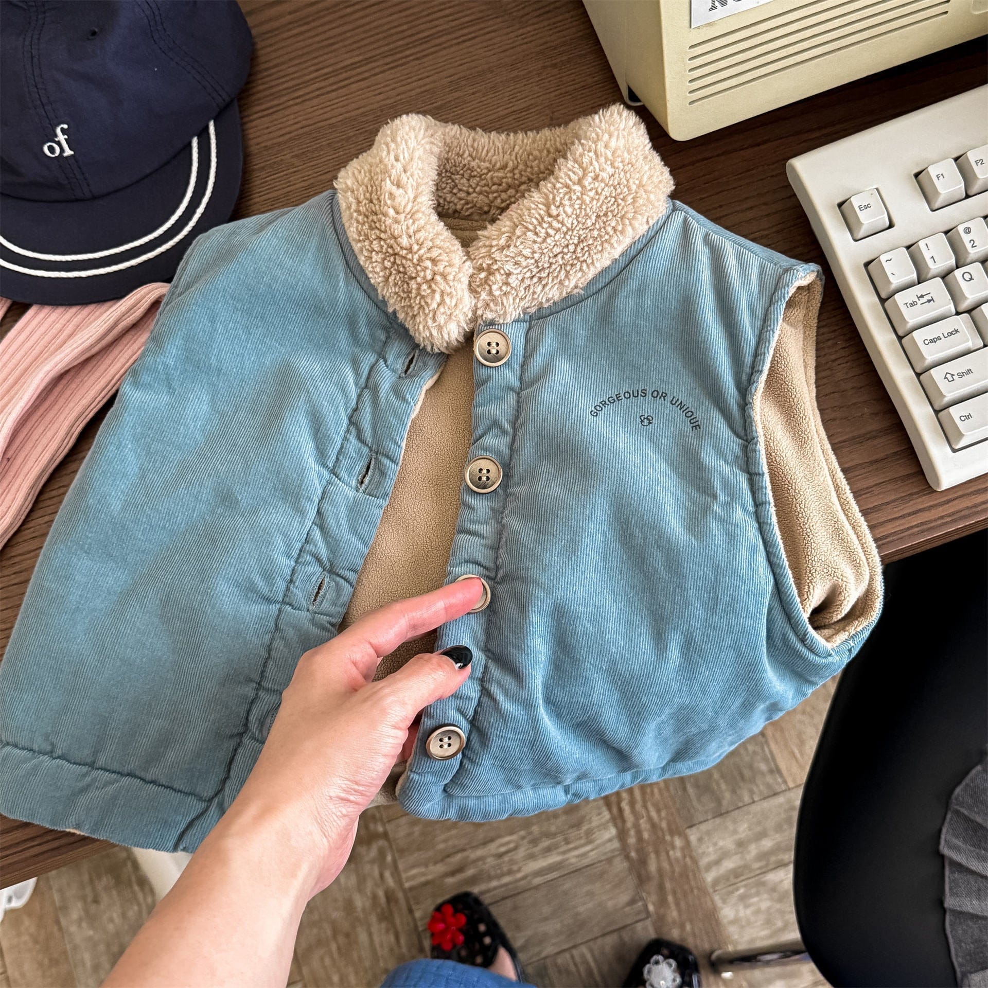 ベスト Blue / 80cm ボア襟コーデュロイキルティングベスト刺繍入りアウター【mh0010915】