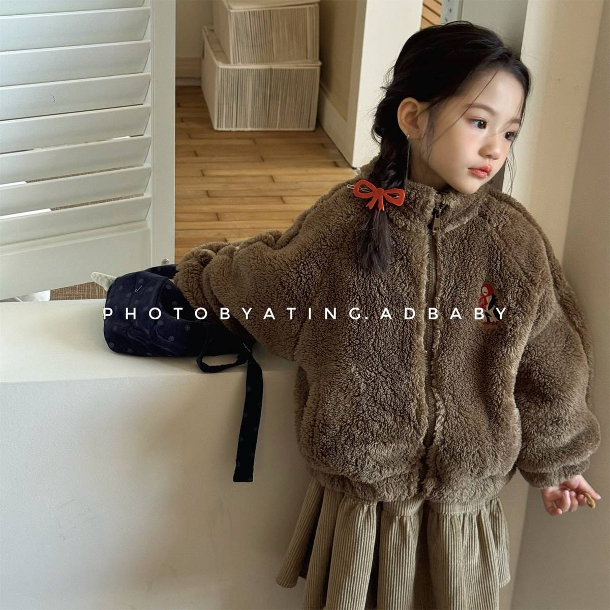 ショートコート・ジャケット・ジャンパー Coffee / 80cm ボアジャケット アウター ジップアップ 腕ライン 刺繍入り もこもこ素材【mh0011398】