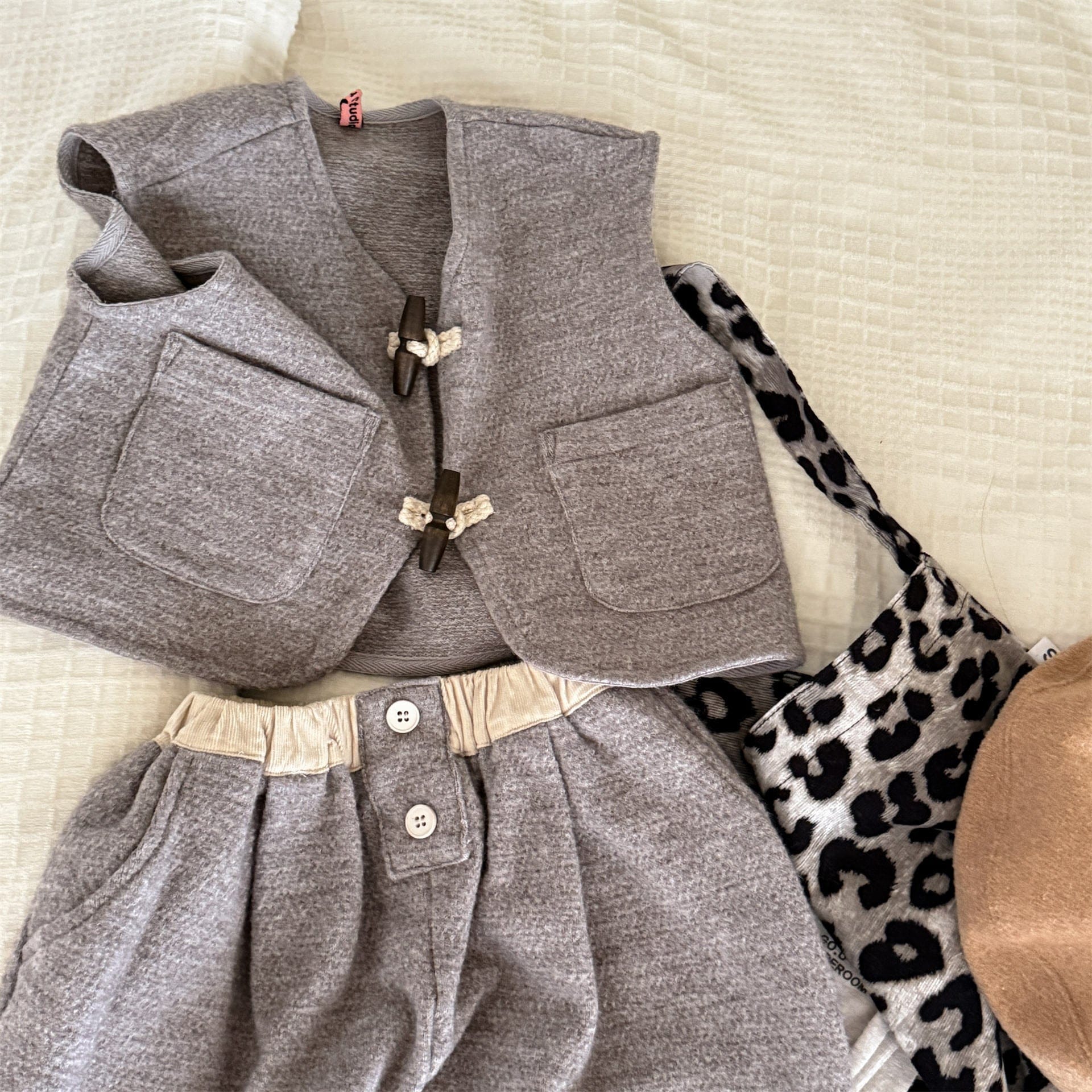 ノースリーブセットアップ Gray / 80cm トグルボタンノースリーブベストジャケット+ハーフパンツセットアップ 2点セット【mh0010640】