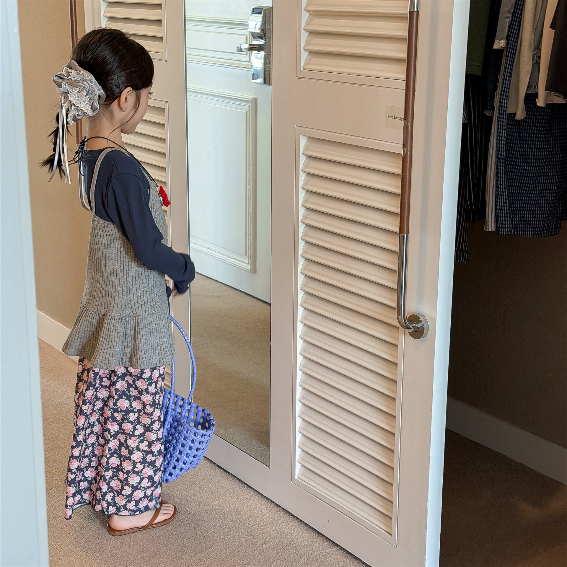 ロングパンツ・スウェットパンツ Lace Wide Leg Cropped Pants レース ワイドパンツ【mh0011949】