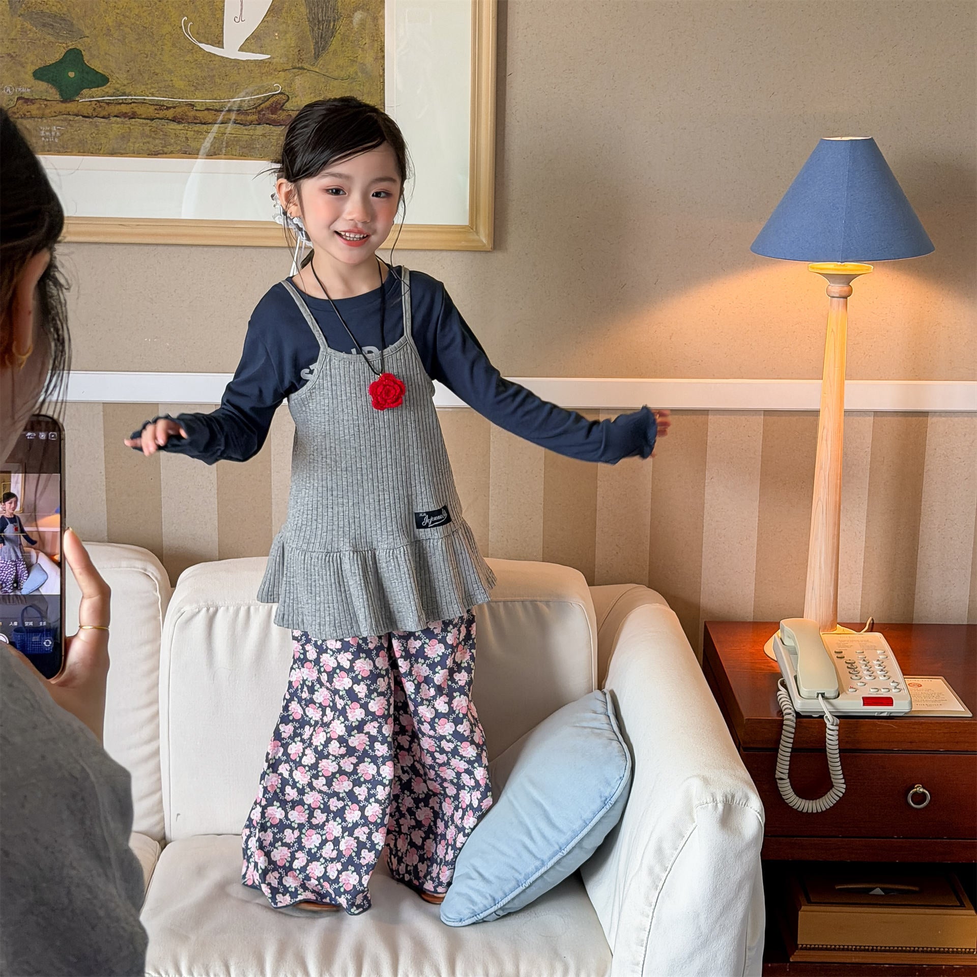 ロングパンツ・スウェットパンツ Lace Wide Leg Cropped Pants レース ワイドパンツ【mh0011949】