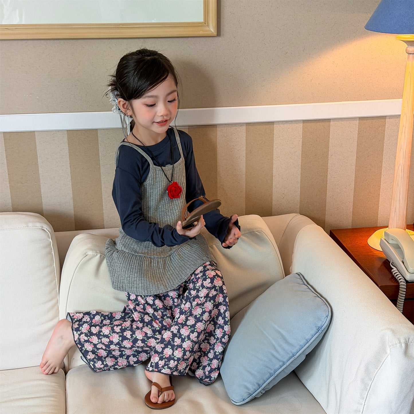 ロングパンツ・スウェットパンツ Lace Wide Leg Cropped Pants レース ワイドパンツ【mh0011949】