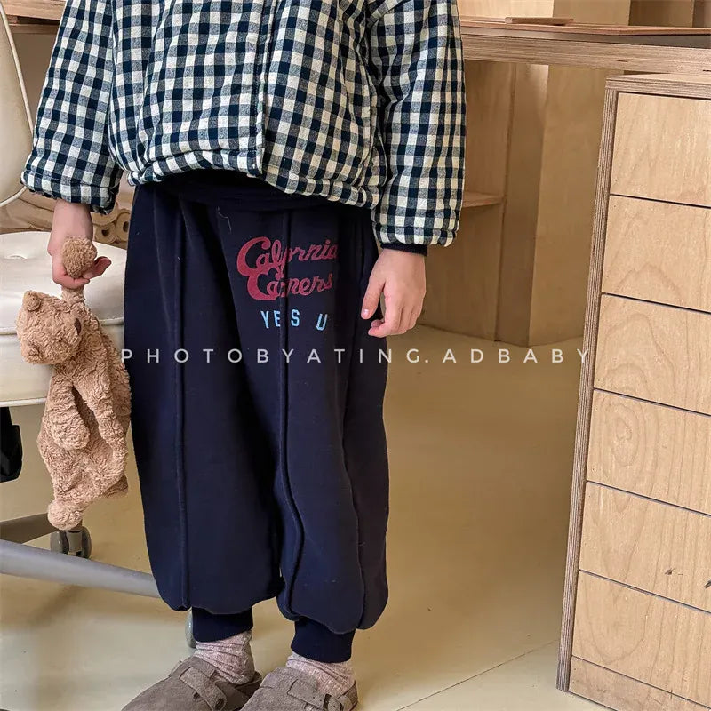 ロングパンツ・スウェットパンツ キッズパンツ レターロゴプリント裏フリースロングスウェットパンツ【mh0008450】