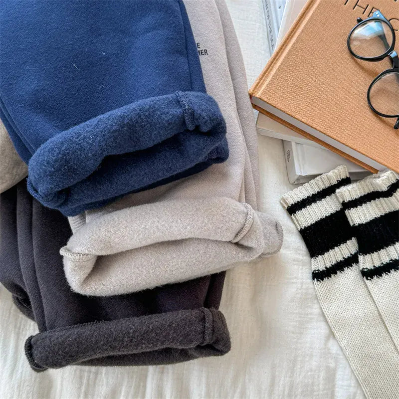 ロングパンツ・スウェットパンツ キッズパンツ ロゴプリント裏フリースロングスウェットパンツ【mh0008465】