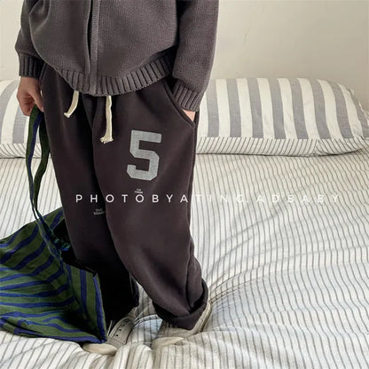 ロングパンツ・スウェットパンツ キッズパンツ ロゴプリント裏フリースロングスウェットパンツ【mh0008465】